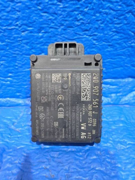 Radar de régulateur actif OEM 2Q0907561J Avant image 2