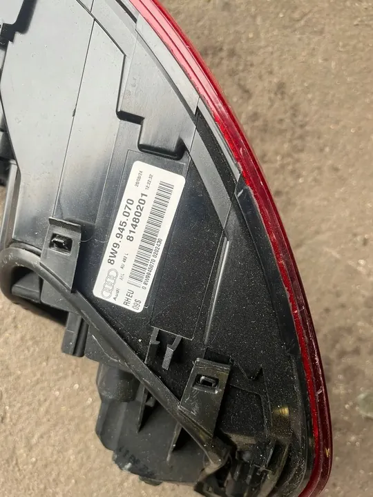 AUDI A4 B9 Combi Luz Trasera Derecha 8W9945070 image 3