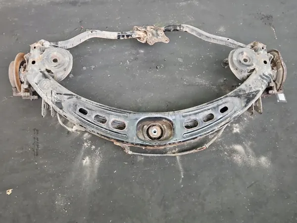 Viga do eixo traseiro OEM IMPRK1554231 Mercedes image 7