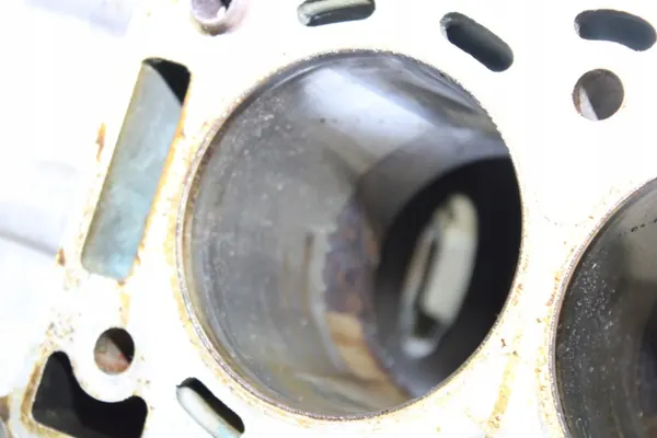 Bloque motor Jaguar XJ X308 3.2 V8 - Usado image 7