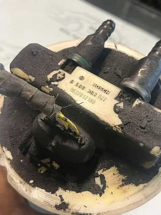 Brandstofpomp Citroen Evasion 2.0 HDI image 3