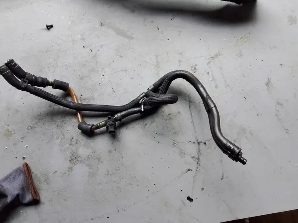 Conduto de combustível OEM 059130299F para Audi A4 B8 TDI image 2