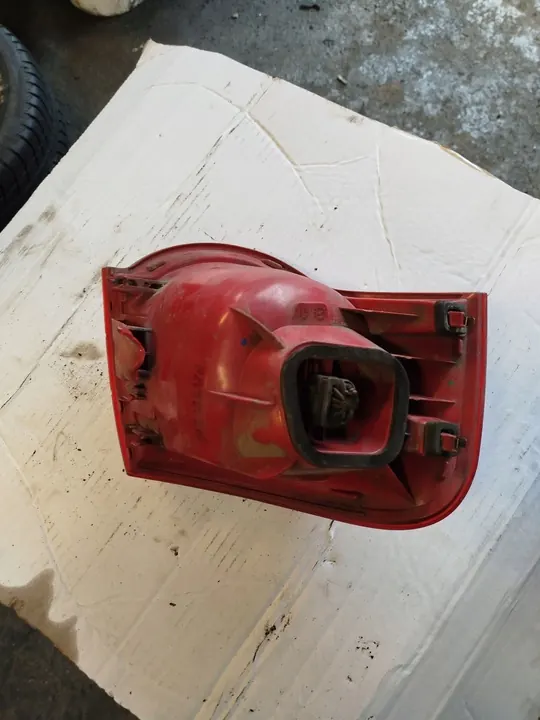 Luz trasera izquierda + derecha Passat B6 Kombi image 3