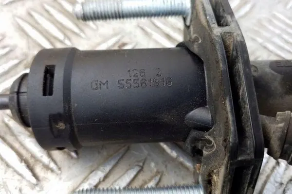 Kytkin sylinteri OPEL ASTRA J GTC 1.4L 2012 image 4