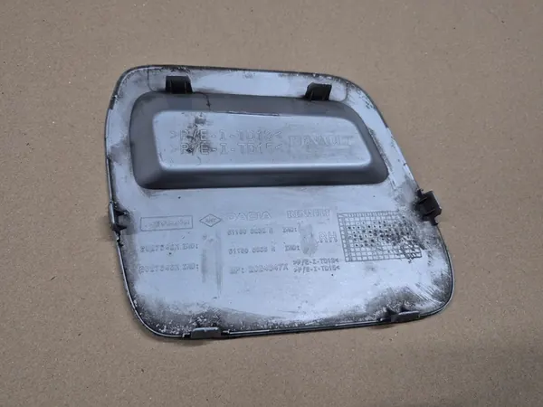 DACIA DUSTER II Copertura Gancio Traino Anteriore Destro OEM image 3