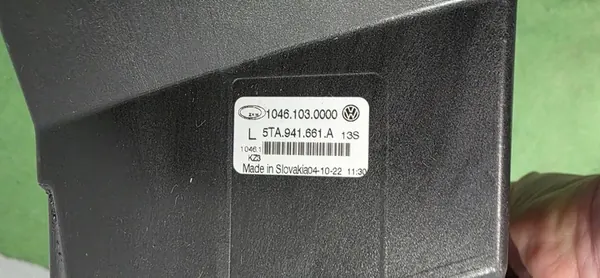 Farol de neblina dianteiro lado esquerdo Volkswagen Touran III 5TA image 10