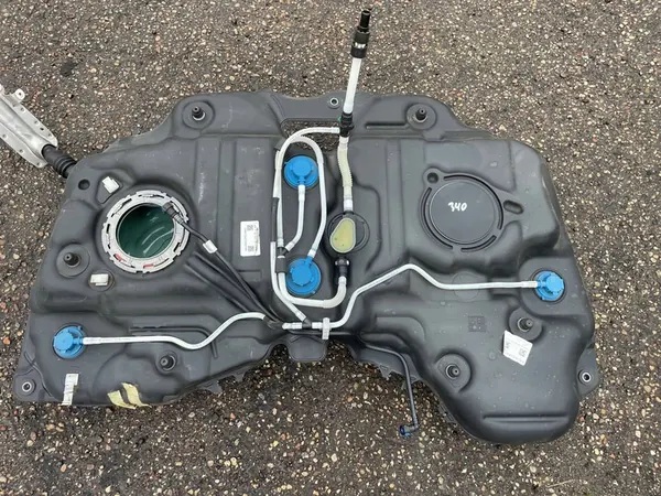 2022 Mercedes-Benz GLS X167 Fuel Tank A1674709104 image 2