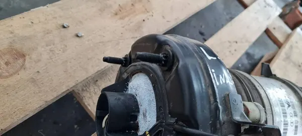 Audi A6 S6 Främre vänster stötdämpare 4G0616039AL image 3