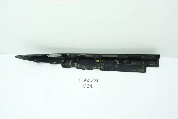 OEM 5H9854689A Linker Spoilerstrip VW Golf VIII R image 5