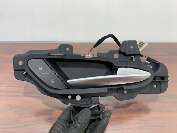 Alfa Romeo Stelvio 160006681 Puxador interior dianteiro direito image 7