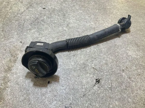 Öleinfüllrohr OEM A6540107910 für Mercedes-Benz image 2