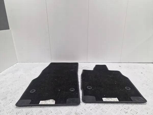 Tapetes Chevrolet Corvette C8 image 2