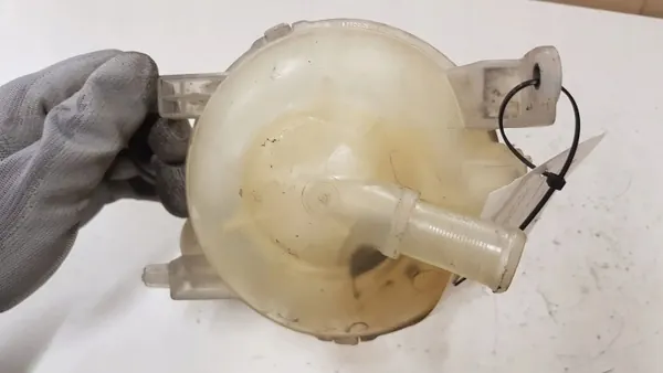 Uitzettank OEM JUT120522 voor Peugeot 308 image 3