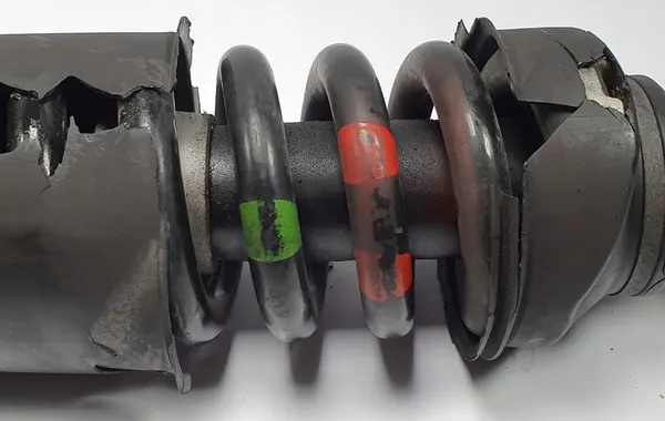 Fram Höger Dämpare ABC Mercedes SL R230 AMG image 5