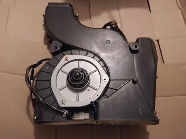 Mitsubishi OE achterverwarming voor Pajero 00-06 3.2DID image 2