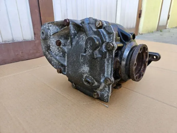 BMW 1 E82 E88 BMW 3 E90 E91 2012 7598855 2000cm3 Diesel Diff Arrière 3.07 image 3