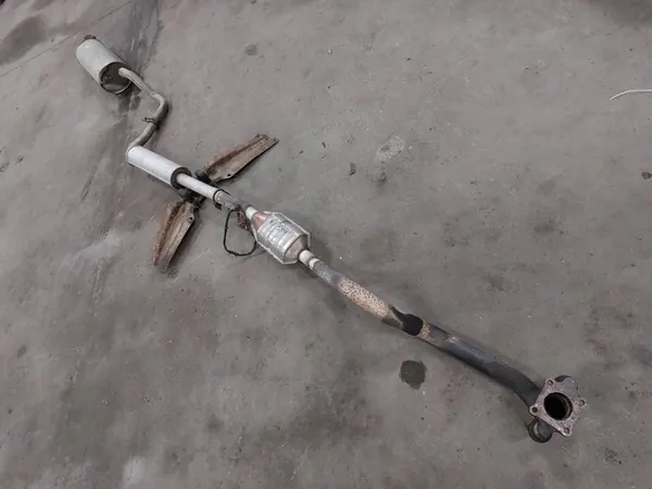 Silencieux d'échappement complet Catalyseur SEAT LEON I image 4