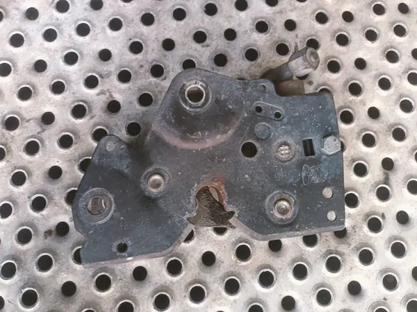 Chiusura cabina sinistra DAF CF XF 106 image 2