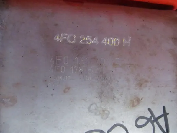 Audi A6 C6 2.7 TDI Katalysator OEM 4F0131701R image 4