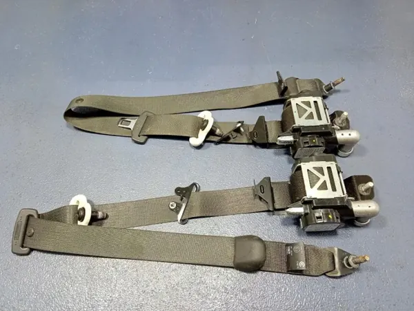 Consola Salpicadero Ford Mondeo MK5 OEM DS73-F04290-A image 8