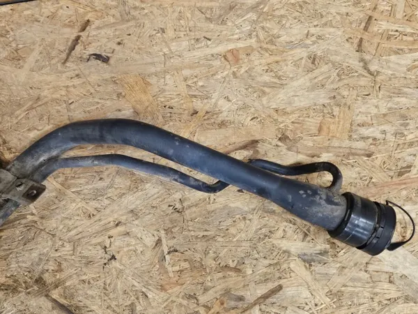 OEM 77201-42100 Tankvulpijp voor Toyota RAV4 image 6