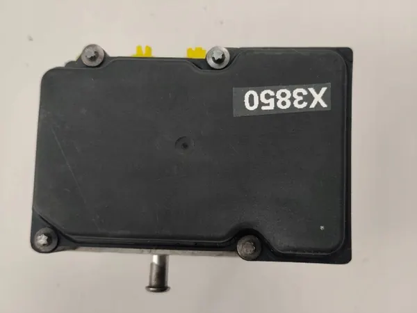 Bomba ABS OEM 56110-80J20 para Suzuki - Usada image 7