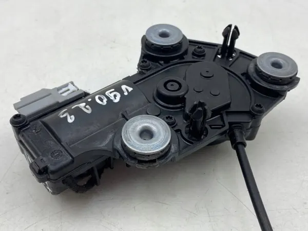 Volvo V90 Heckklappen-Schlossaktuator OEM PPLGF60 image 9
