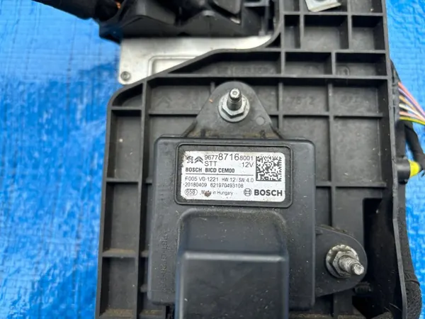 Module Start-Stop Peugeot 308 T9 OEM 9819598180 image 6