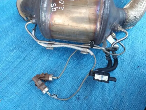 Audi Q5 80A Katalysator OEM 80A131765C image 4