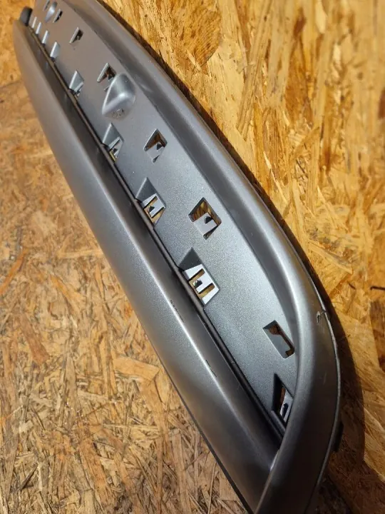 Spoiler OEM 8T0807521 para Audi A5 - Traseiro image 4