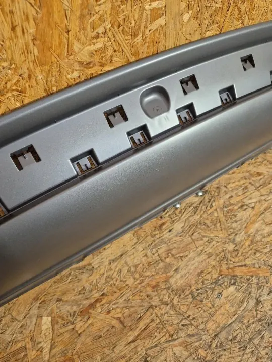 Spoiler OEM 8T0807521 para Audi A5 - Traseiro image 5