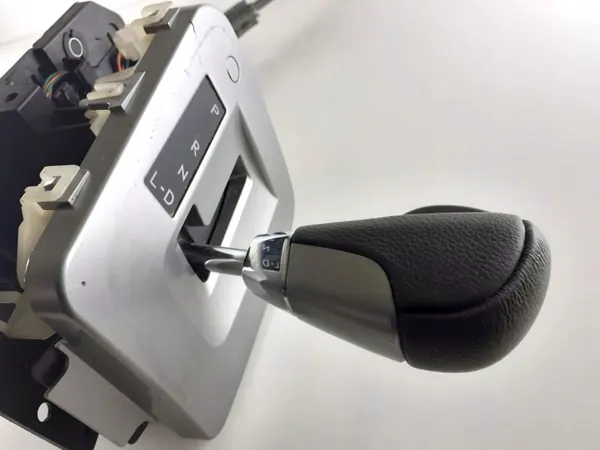 Levier de Vitesses Subaru OEM RZV44106 - État Utilisé image 3