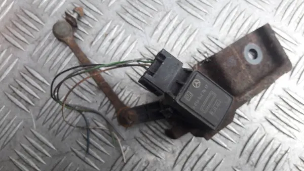 Höjdsensor MERCEDES-BENZ S (W220) A0105427617 image 9