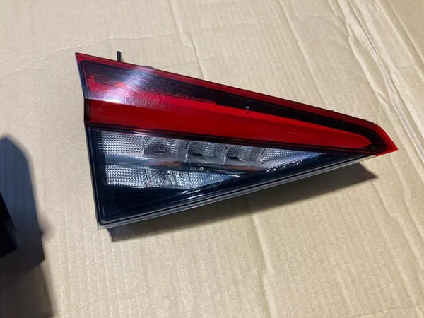 Luz Trasera Izquierda Skoda Kodiaq image 4