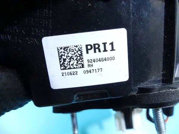 Feu arrière droit Hyundai I30 III 16- HB OEM 92404G4000 image 4