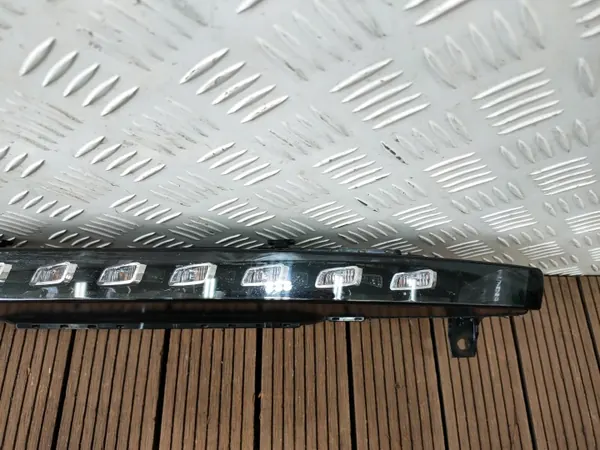 Intermitente izquierdo Audi Q7 4L OEM 4L0953041D LED image 3