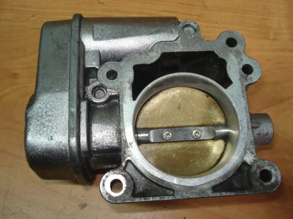 Drosselklappe Opel Astra G Bertone Vectra C 2.2 16V Z22SE image 2