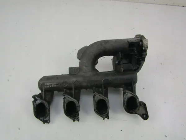 Colector de admisión Nissan Primera P12 Diesel - Usado image 2