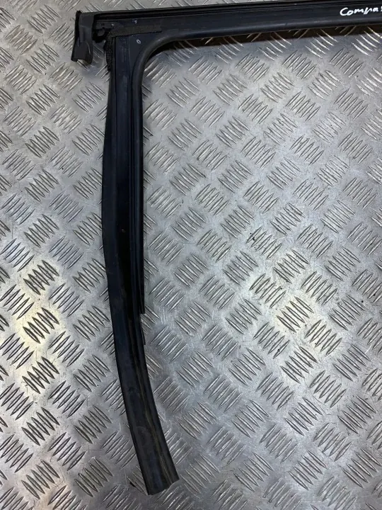 Joint de vitre porte arrière Jeep Compass OEM FBZ27648 image 9