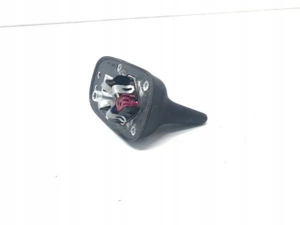 Antenne OEM 5Q0035507AH pour Skoda Superb III Break image 3