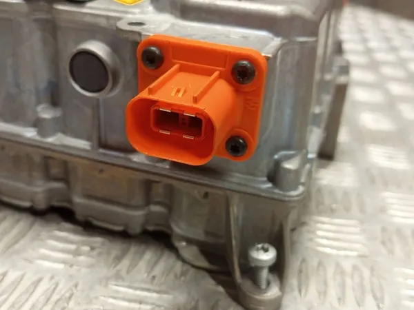 OEM 9J1959663BG Porsche Taycan Convertisseur Tension image 10
