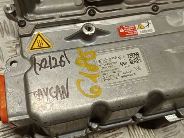 OEM 9J1959663BG Porsche Taycan Convertisseur Tension image 7