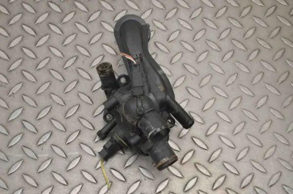 Peugeot RCZ Thermostat 1.6L 115kw OE V753452180 image 4