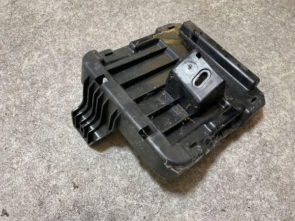 Mercedes-Benz Karosserieteil OEM A9075461800 - Gebraucht image 4