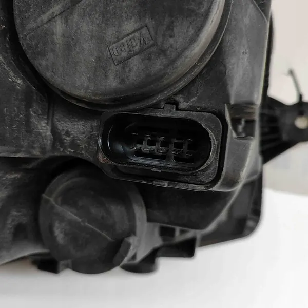 FARO ESQUERDO VW T6 TRANSPORTER image 3