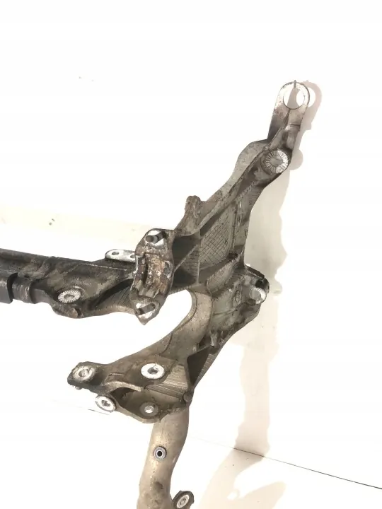 Audi A4 B8 A5 Quattro Voorste hefdrager OEM 8K0423401 image 4