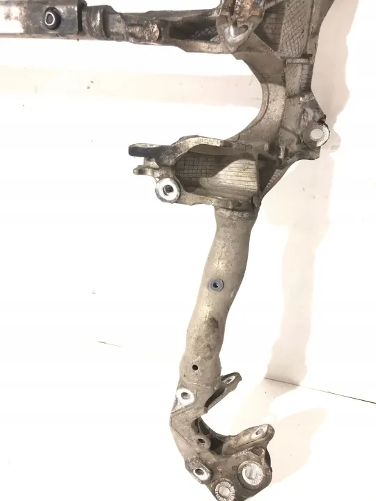 Audi A4 B8 A5 Quattro Voorste hefdrager OEM 8K0423401 image 5