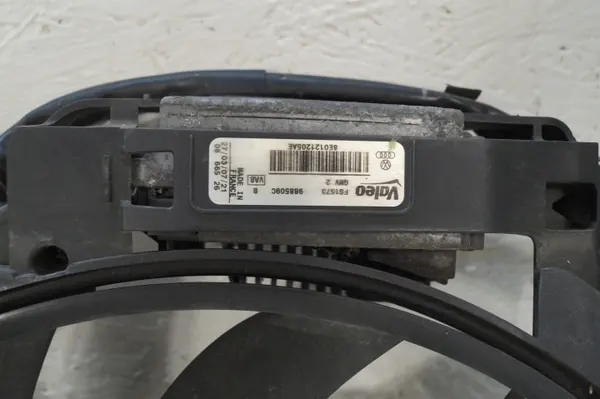 Radiatorventilator OEM 8E0121205AE voor Audi A4 B8 2.0 image 4