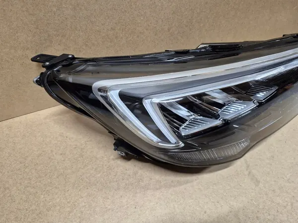 Opel Crossland X Lift Full LED Derecho Europa YQ00709880 image 3