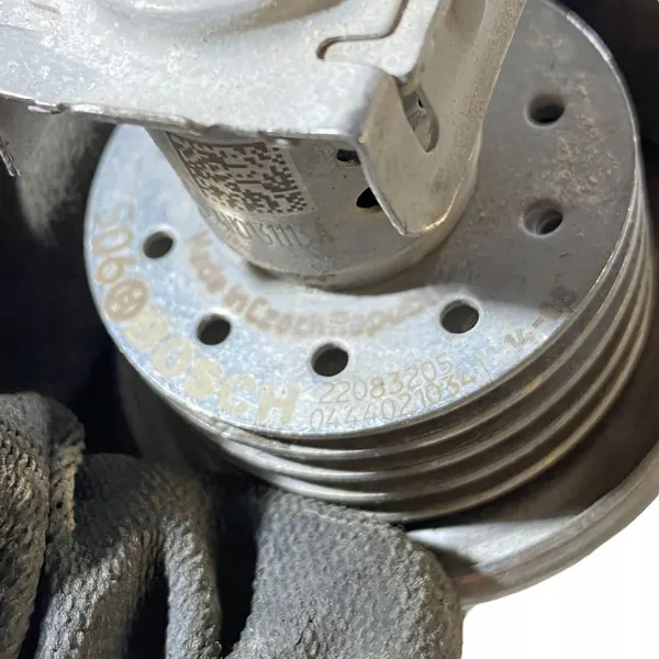 Porsche AdBlue-Injektor OEM 7P6131984C - Gebraucht image 10
